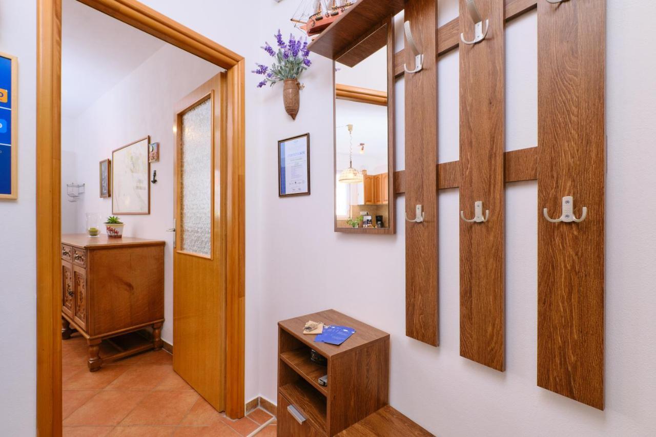 Apartments Antares Mali Losinj Luaran gambar