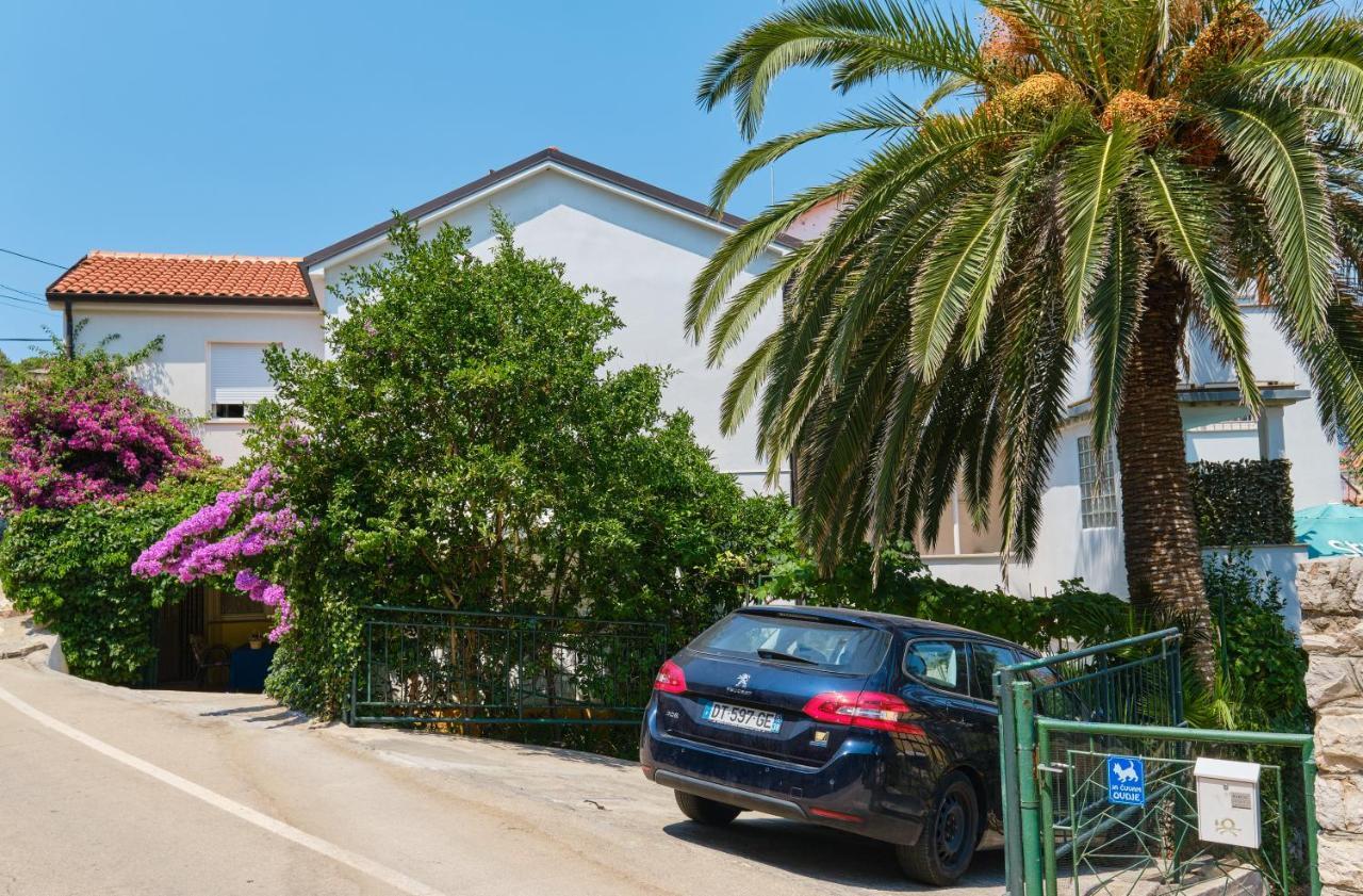 Apartments Antares Mali Losinj Luaran gambar