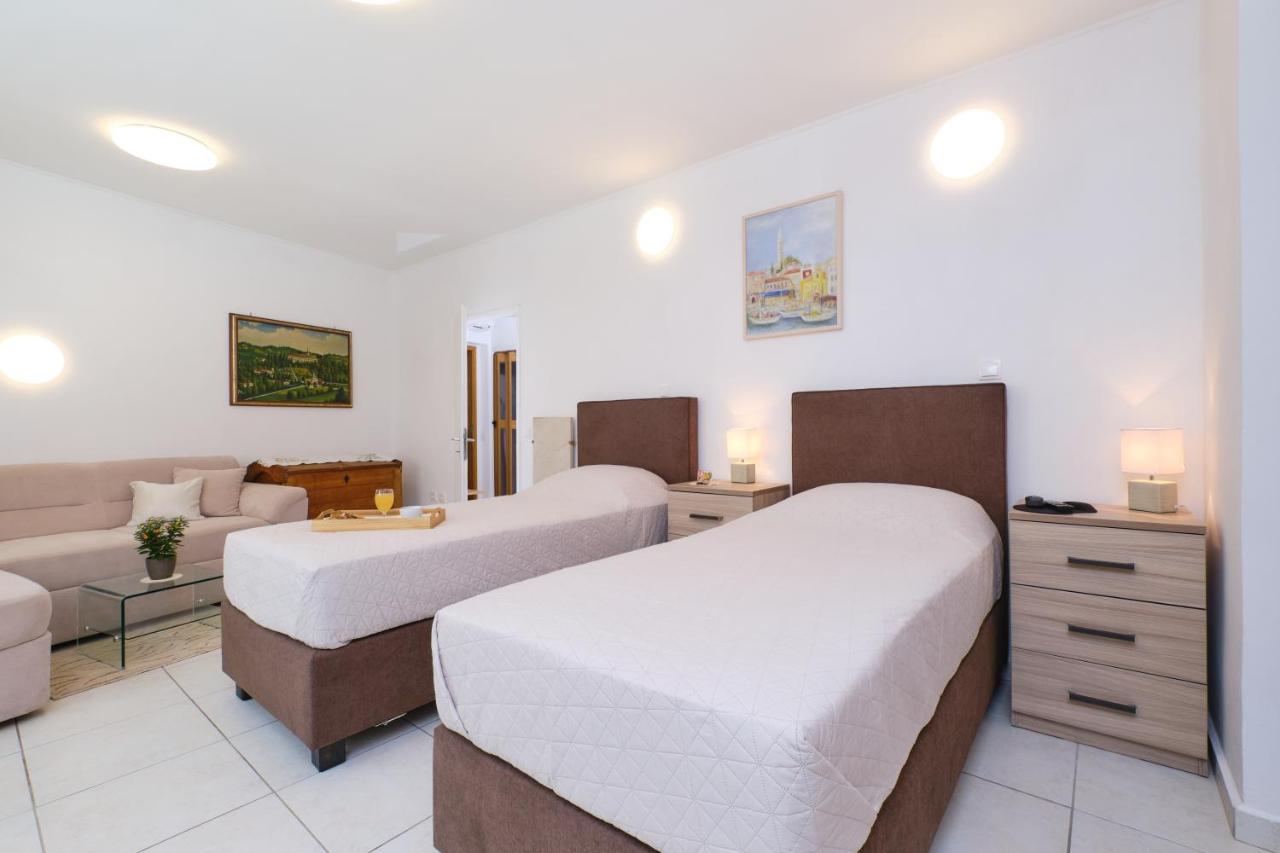 Apartments Antares Mali Losinj Luaran gambar