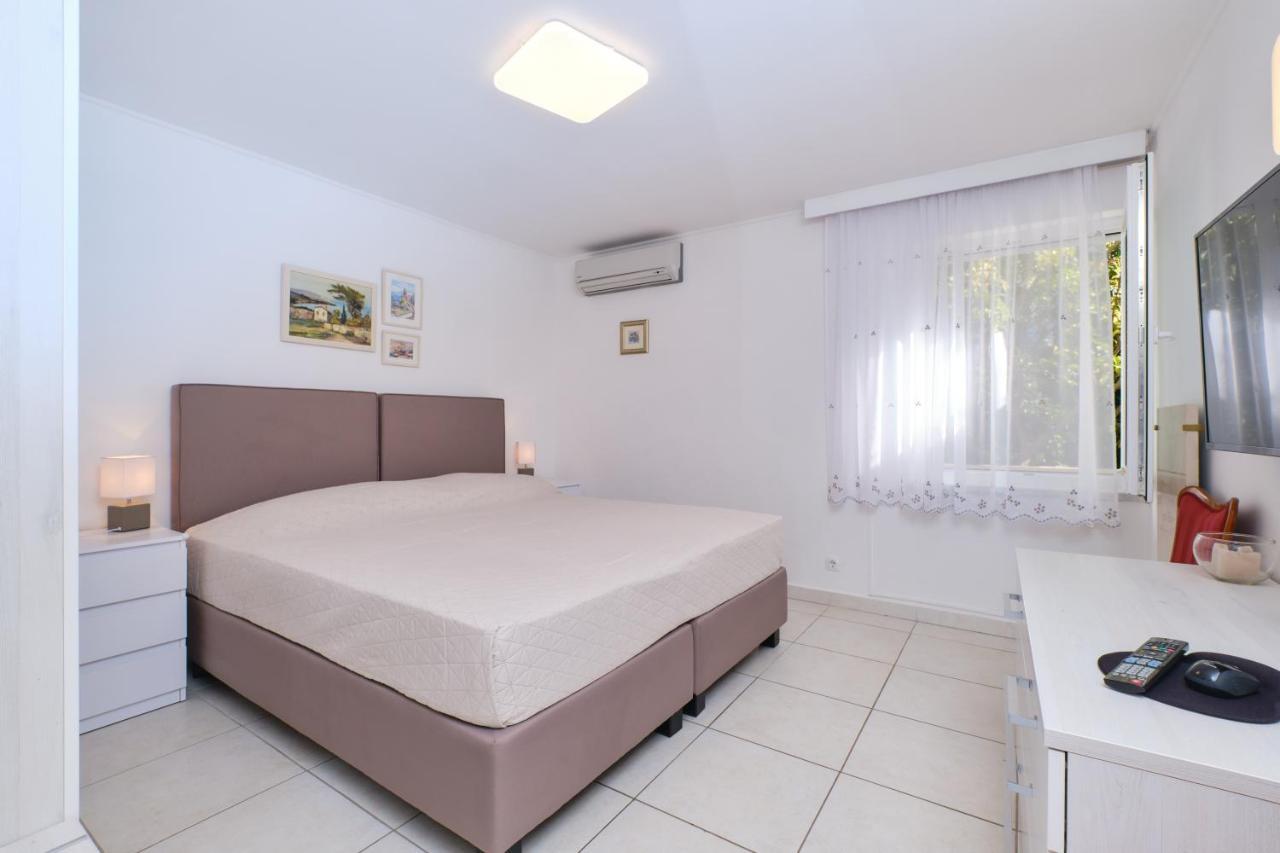 Apartments Antares Mali Losinj Luaran gambar